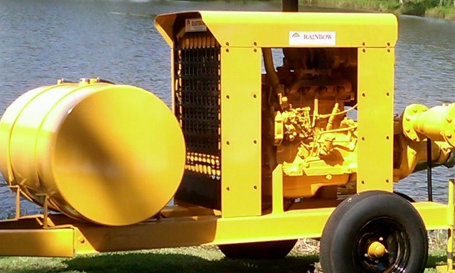 Rainbow Pumping Unit- Pond shot (640x384) - Rainbow Irrigation